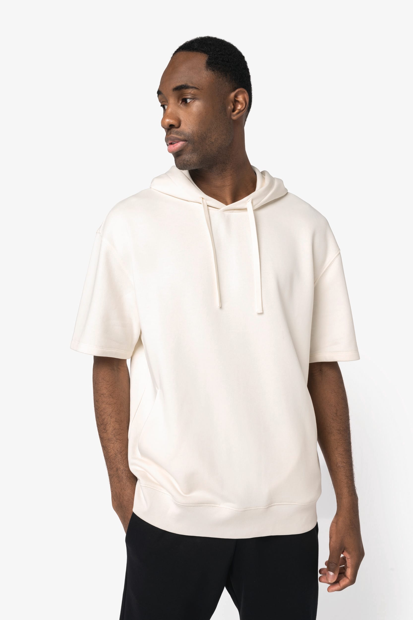 Sweat-shirt écoresponsable à capuche à épaules tombantes manches courtes French Terry unisexe – vue 3