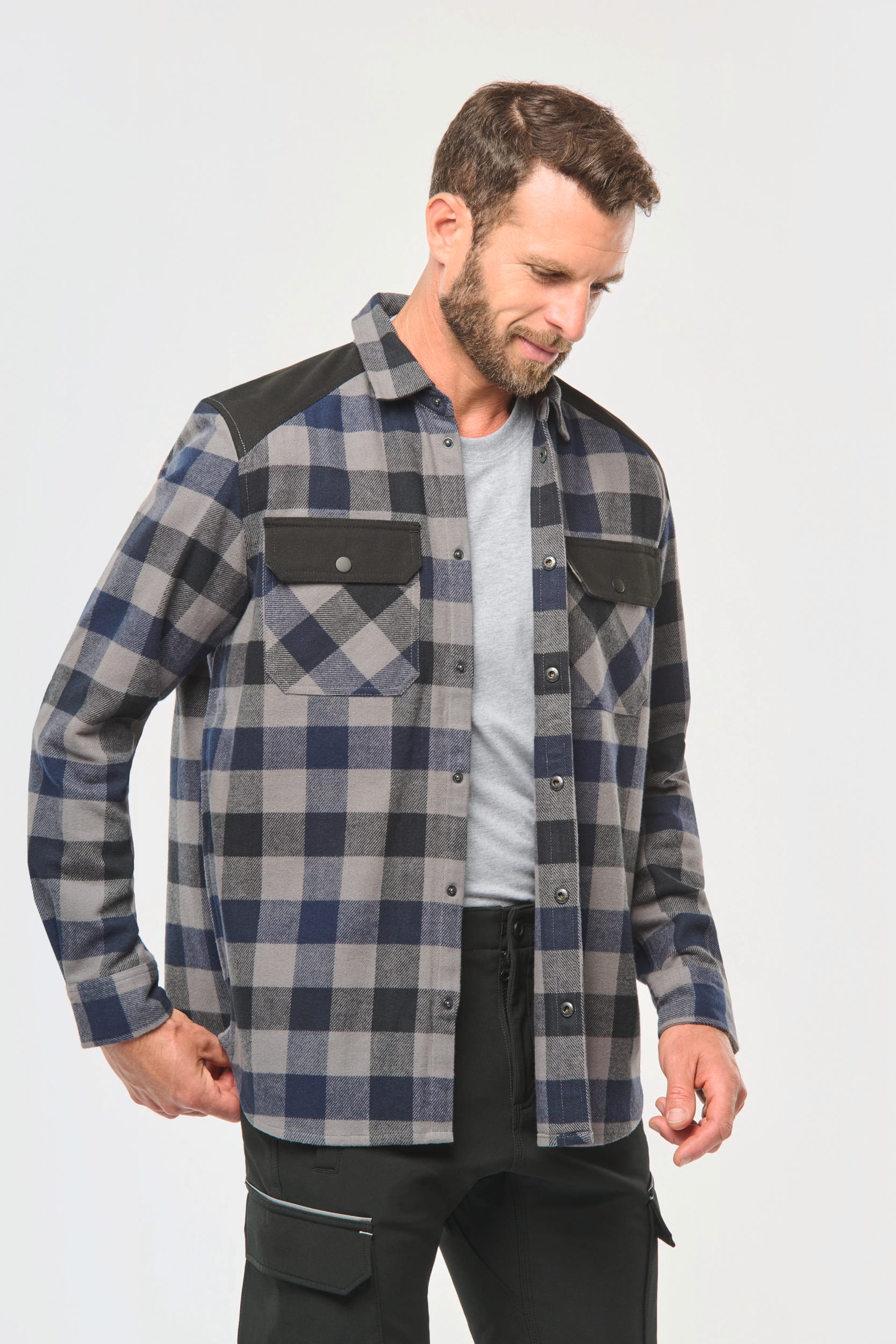 Chemise à carreaux avec poches homme – vue 4