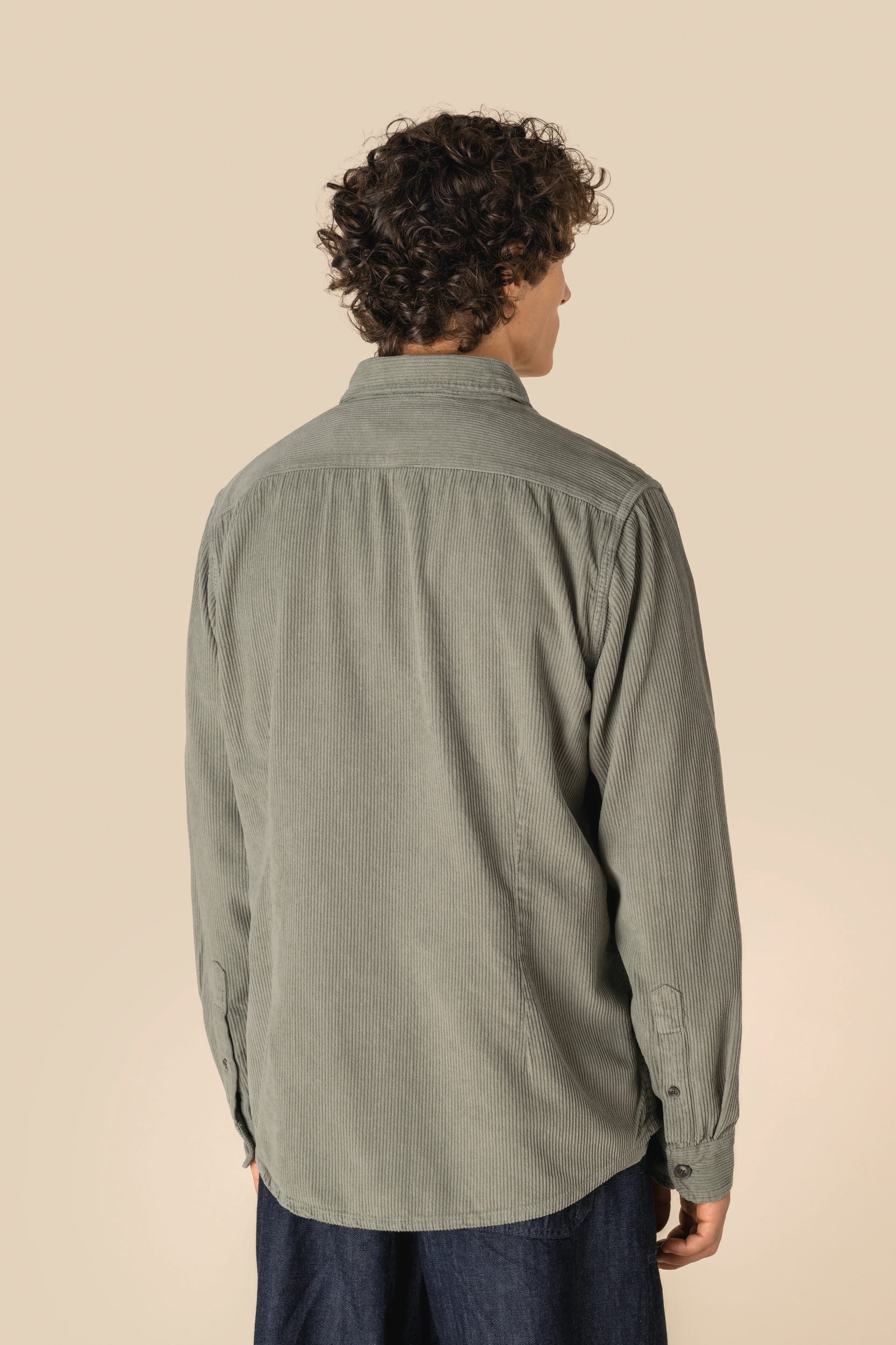 Surchemise écoresponsable délavée en velours côtelé homme – vue 4