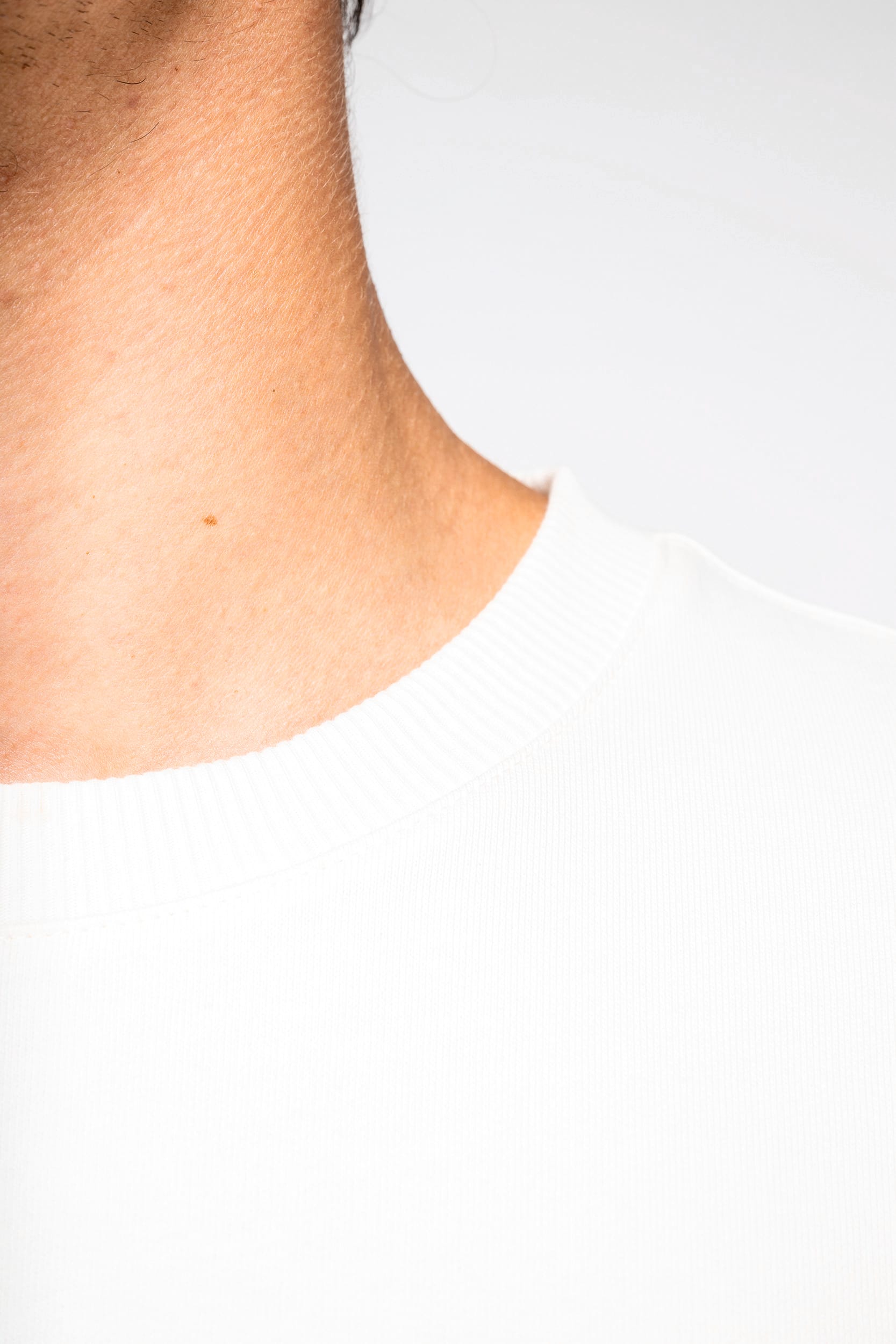 Sweat-shirt écoresponsable à col rond à épaules tombantes French Terry unisexe – vue 8