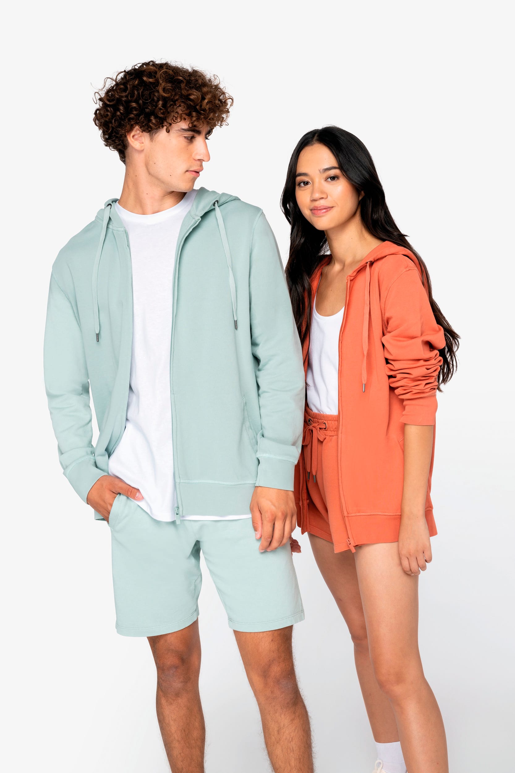 Sweat-shirt écoresponsable zippé à capuche French Terry unisexe
