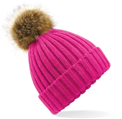 Bonnet epais avec pompon en fausse fourrure