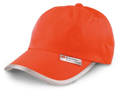 Casquette avec bordures réfléchissantes