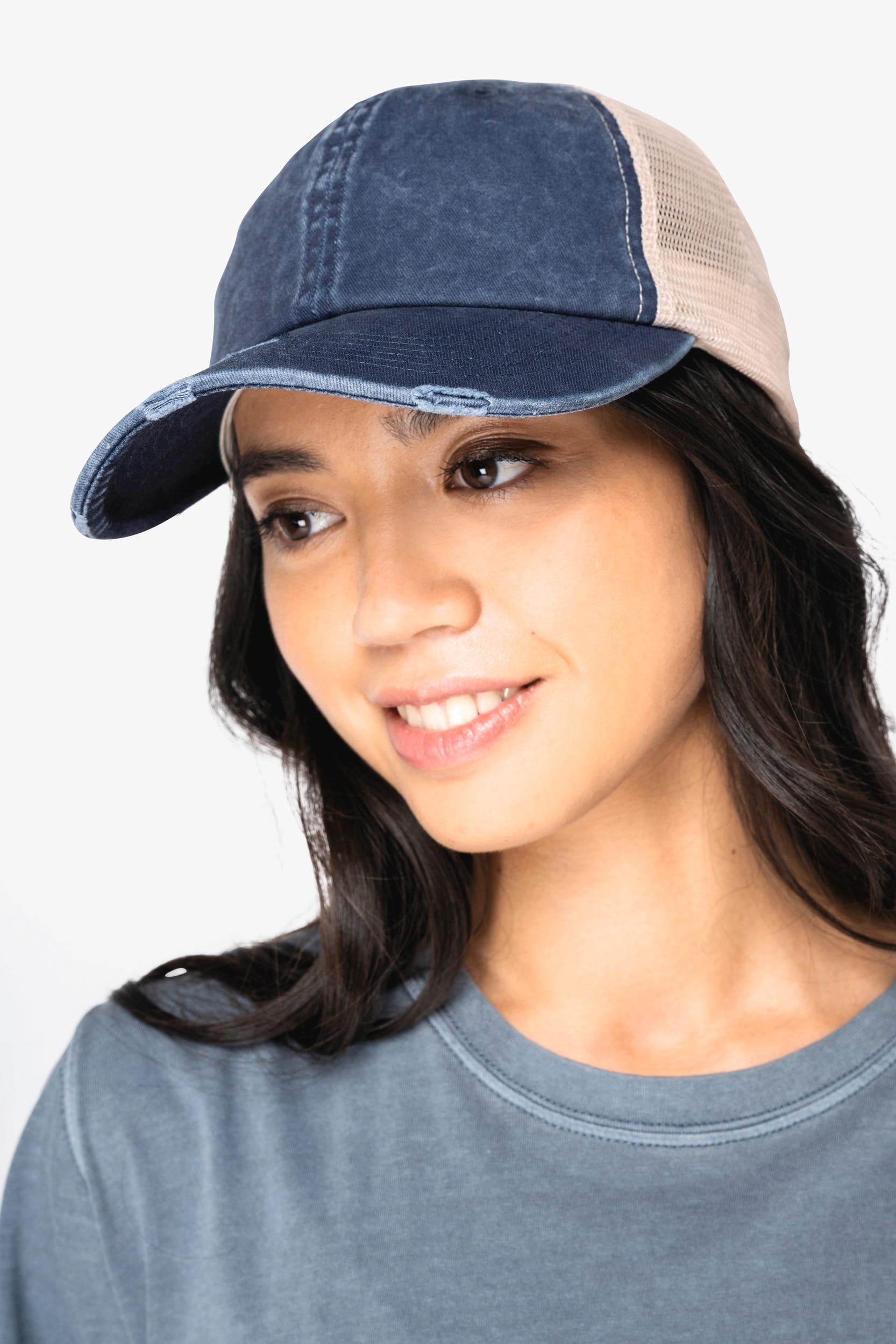 Casquette trucker écoresponsable effet déchiré unisexe